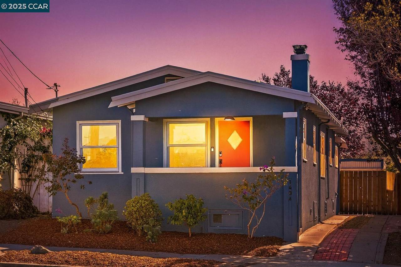 1436 Delaware St - Photo 1