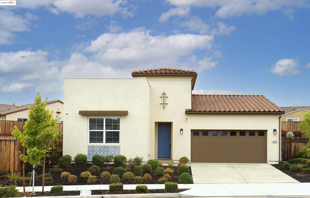 5506 Monte Vista Way - Photo 1