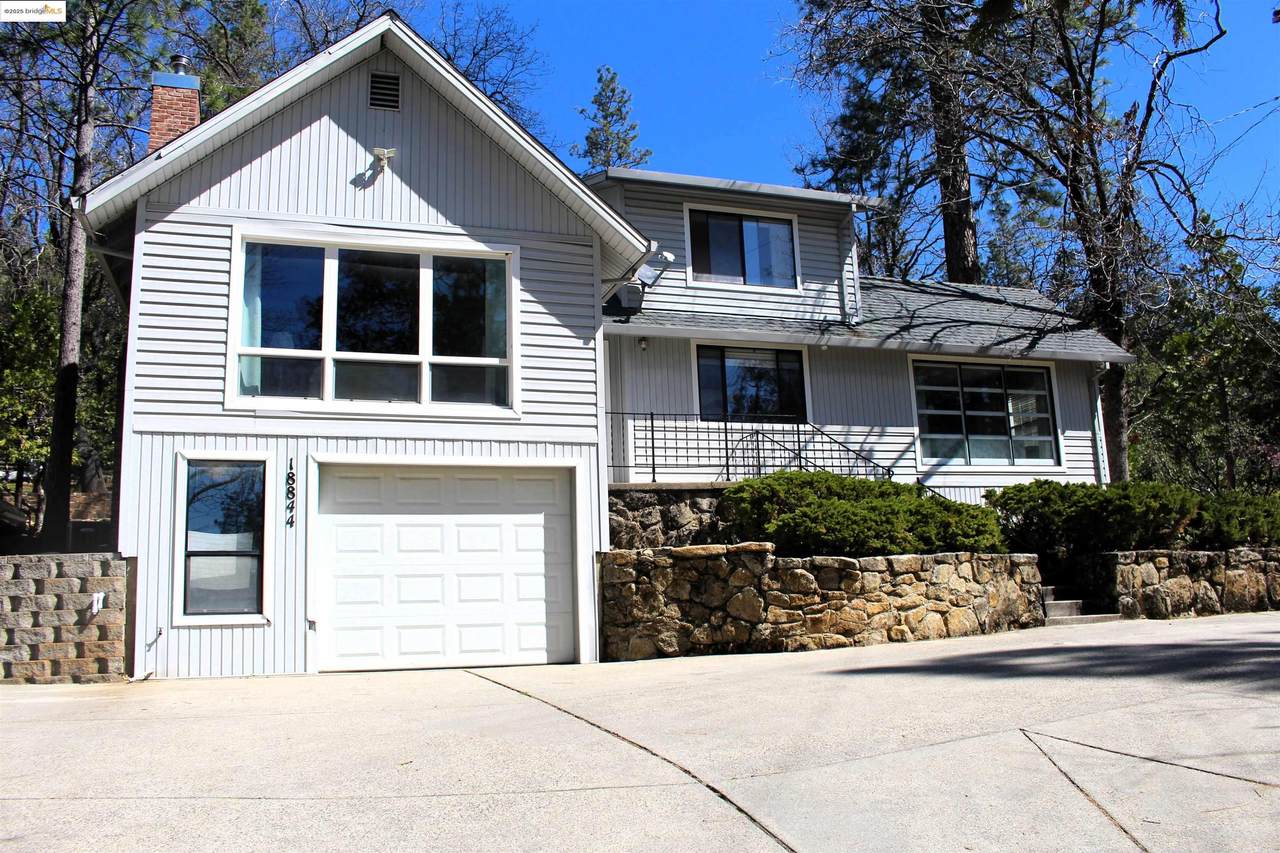 18844 Holly Dr - Photo 1