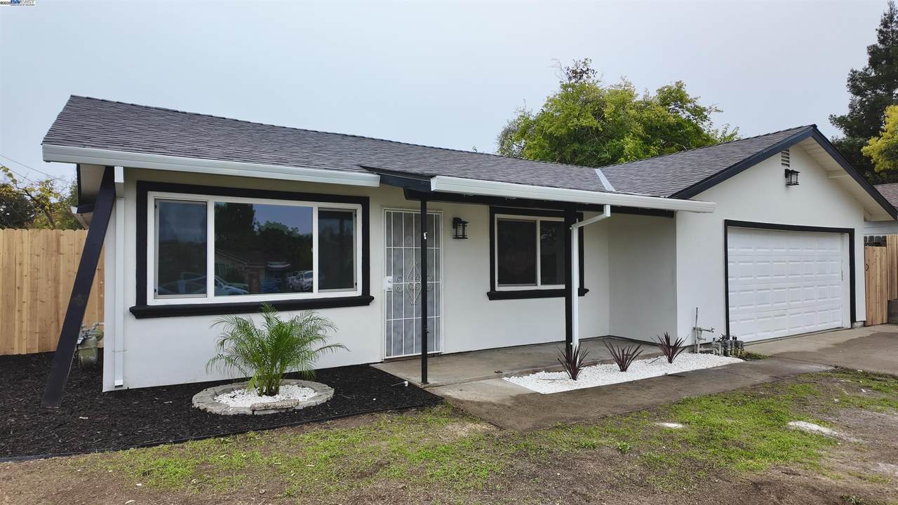 5000 Springfield Way - Photo 1