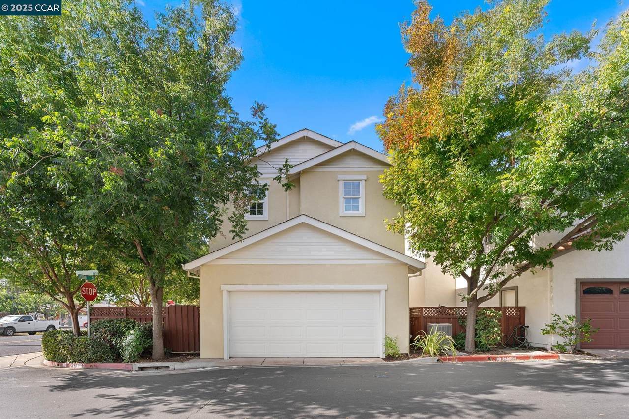 2805 Euclid Ave - Photo 1