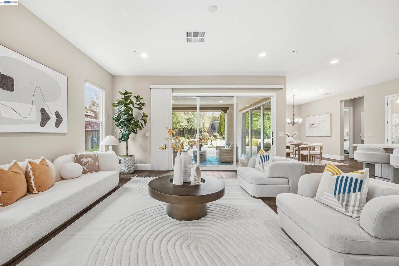 56 Adair Way - Photo 1