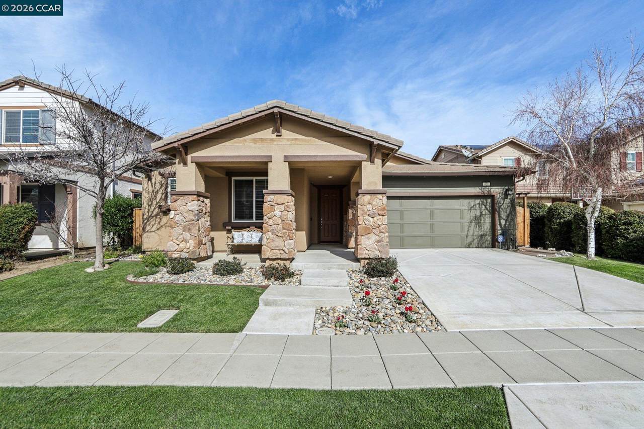 421 Gravino Dr - Photo 1