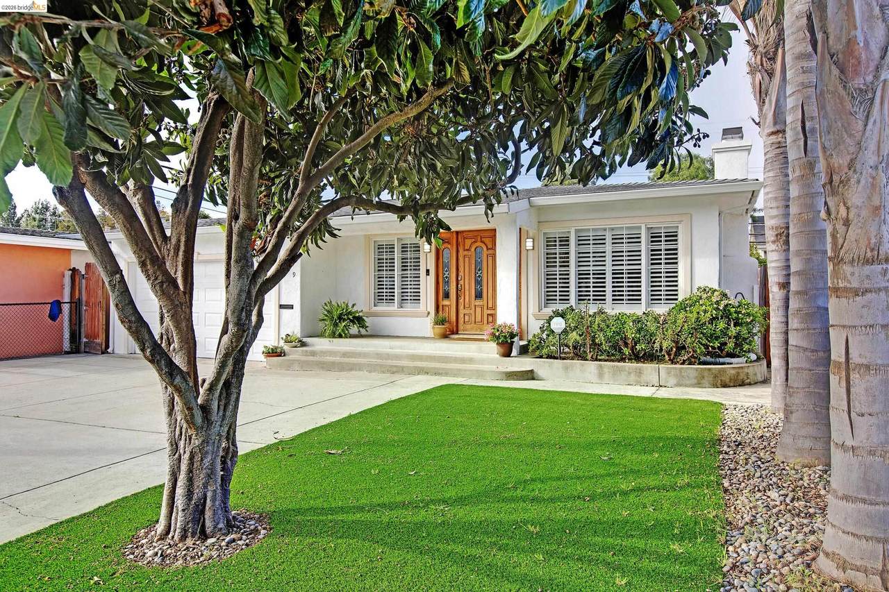 809 Gridley St - Photo 1