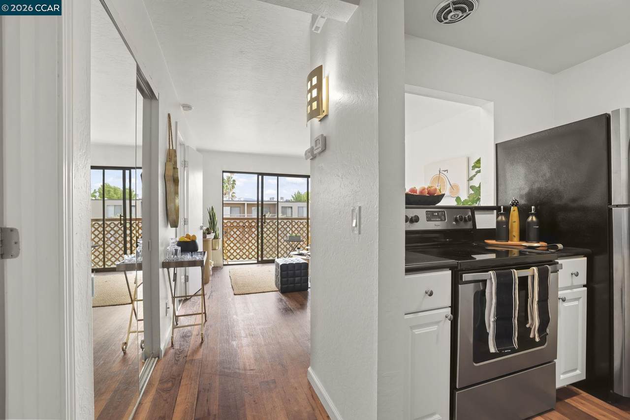 470 Civic Dr - Photo 1