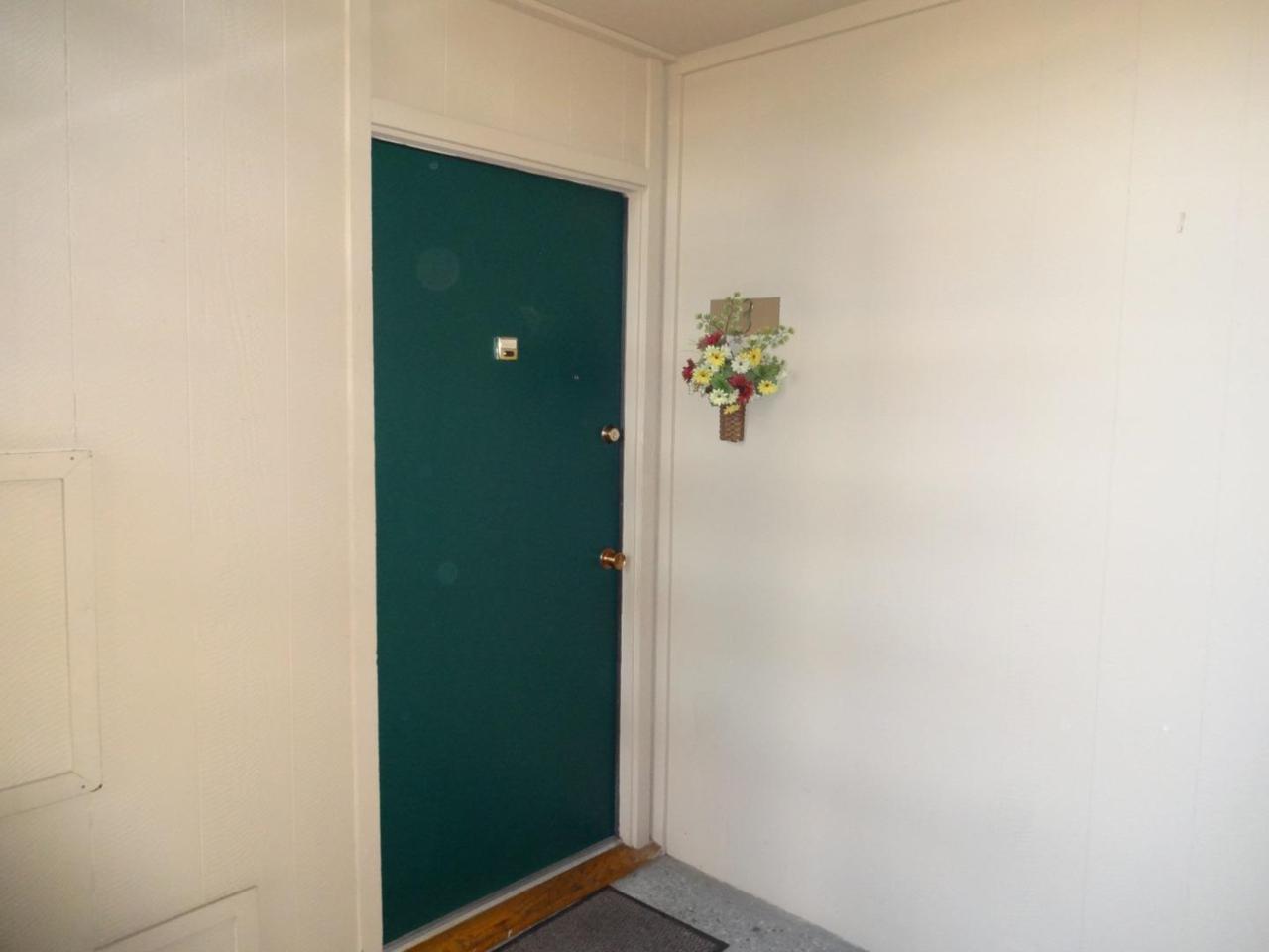 550 Toyon Avenue - Photo 1