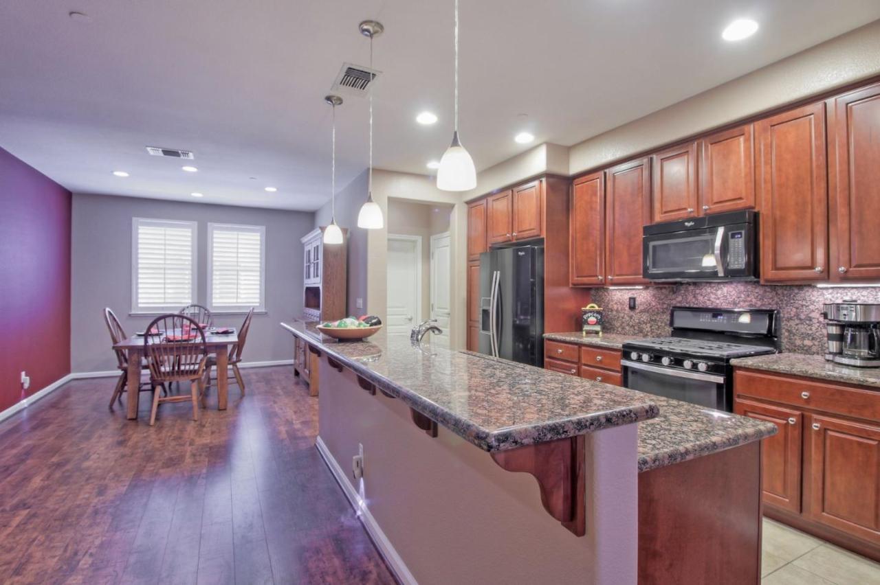 931 Rancho Place - Photo 1