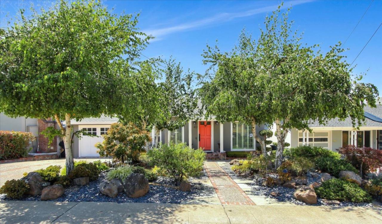 412 Juanita Avenue - Photo 1