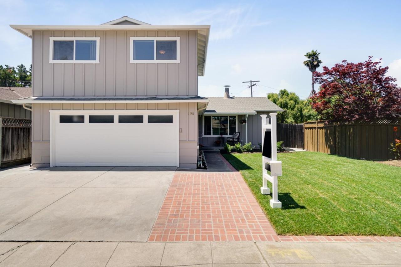 1748 Lake Street - Photo 1
