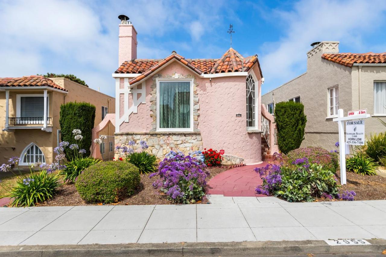2955 21st Avenue - Photo 1
