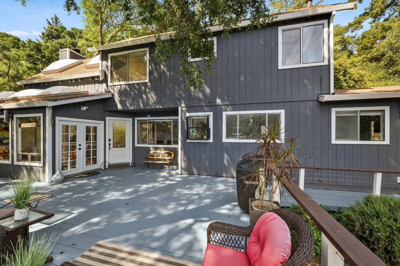 21361 Sunnyside Road - Photo 1