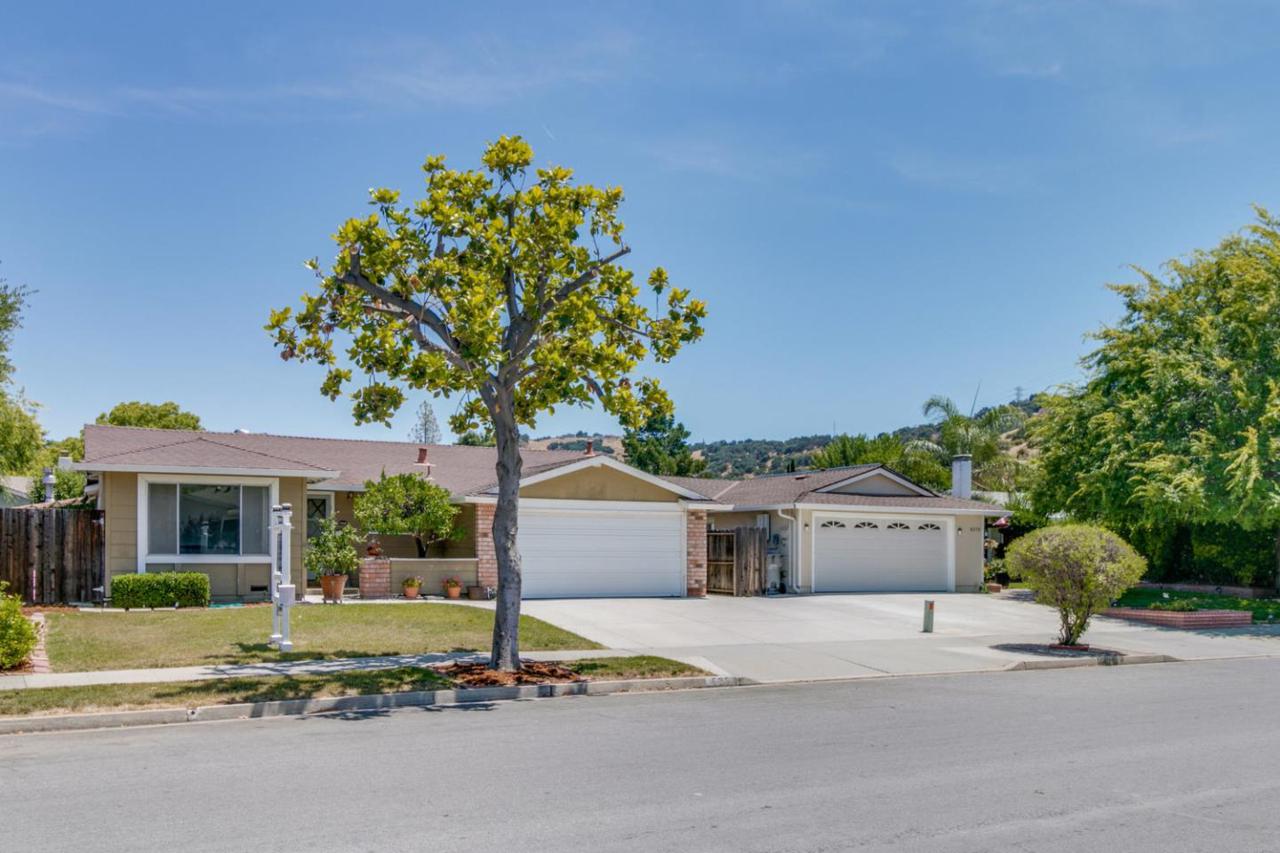 6264 Blossom Avenue - Photo 1