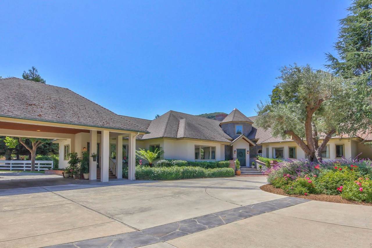 8 Calera Canyon Road - Photo 1