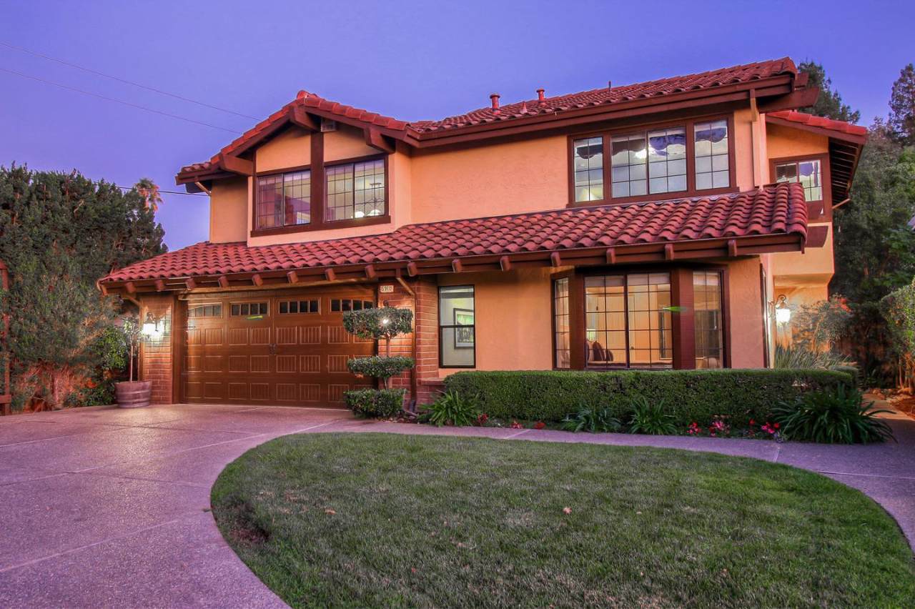 5910 Deerland Court - Photo 1