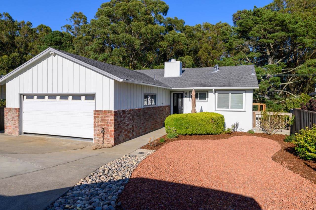 2359 Trenton Drive - Photo 1