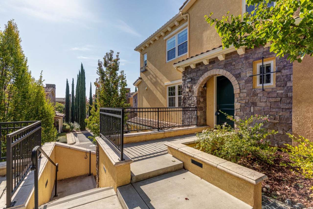 3574 Capoterra Way - Photo 1