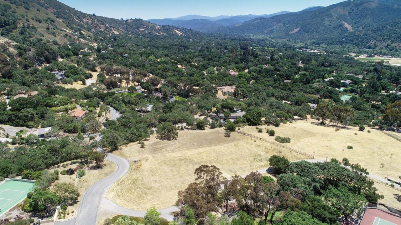 35 Encina Drive - Photo 1