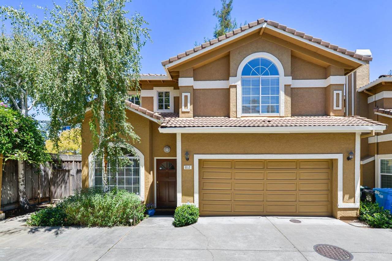 812 Palm Avenue - Photo 1