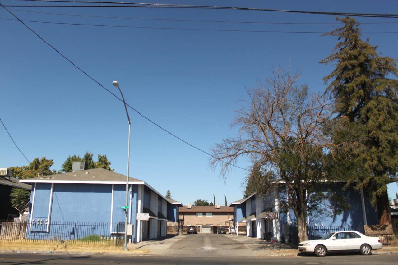 1971 Kelly Avenue - Photo 1