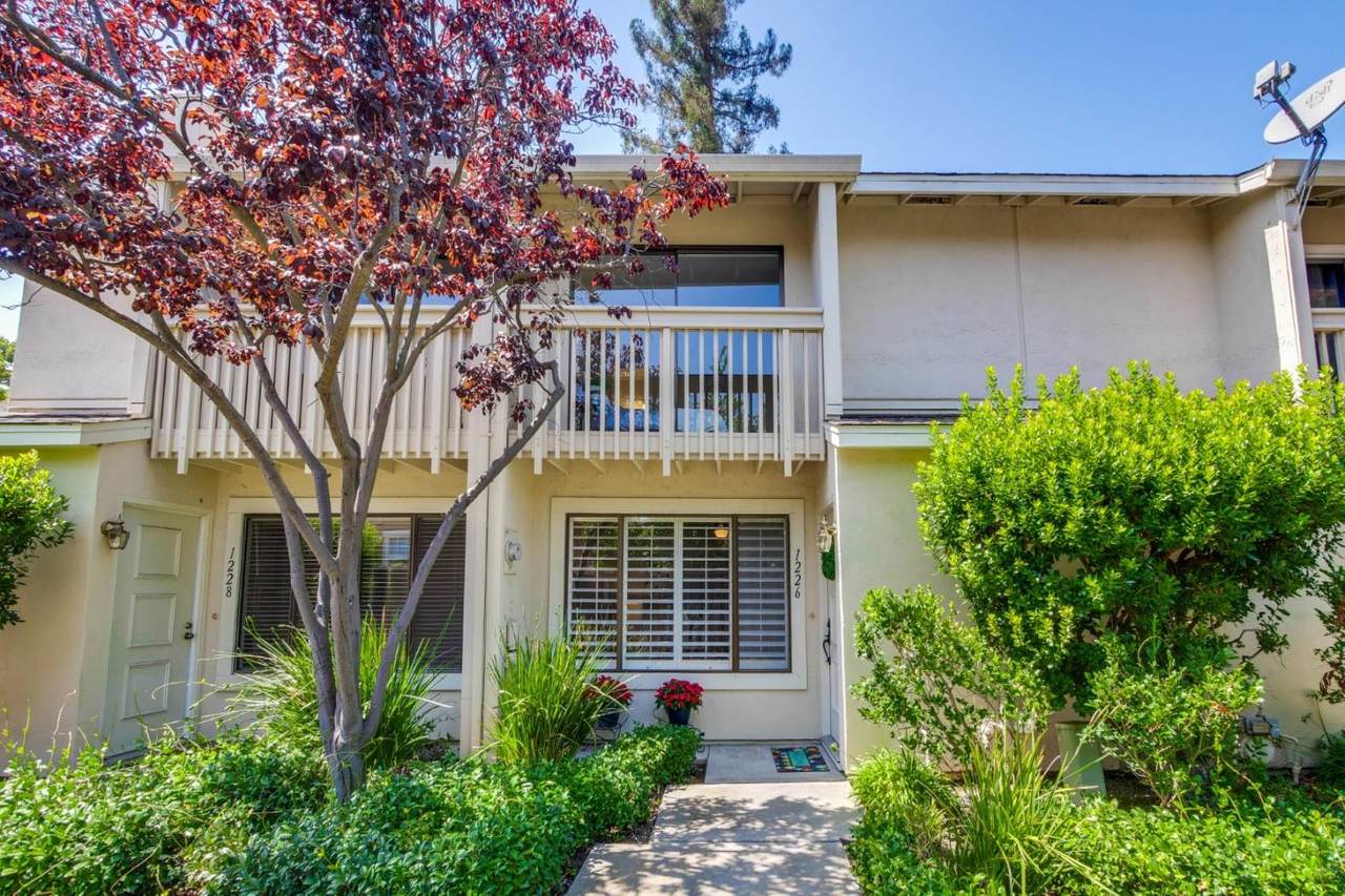 1226 Crescent Terrace - Photo 1