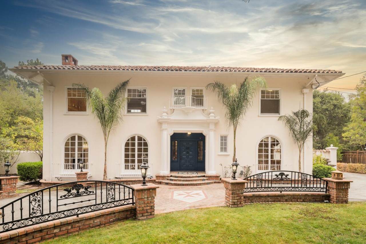 1 Heritage Court - Photo 1