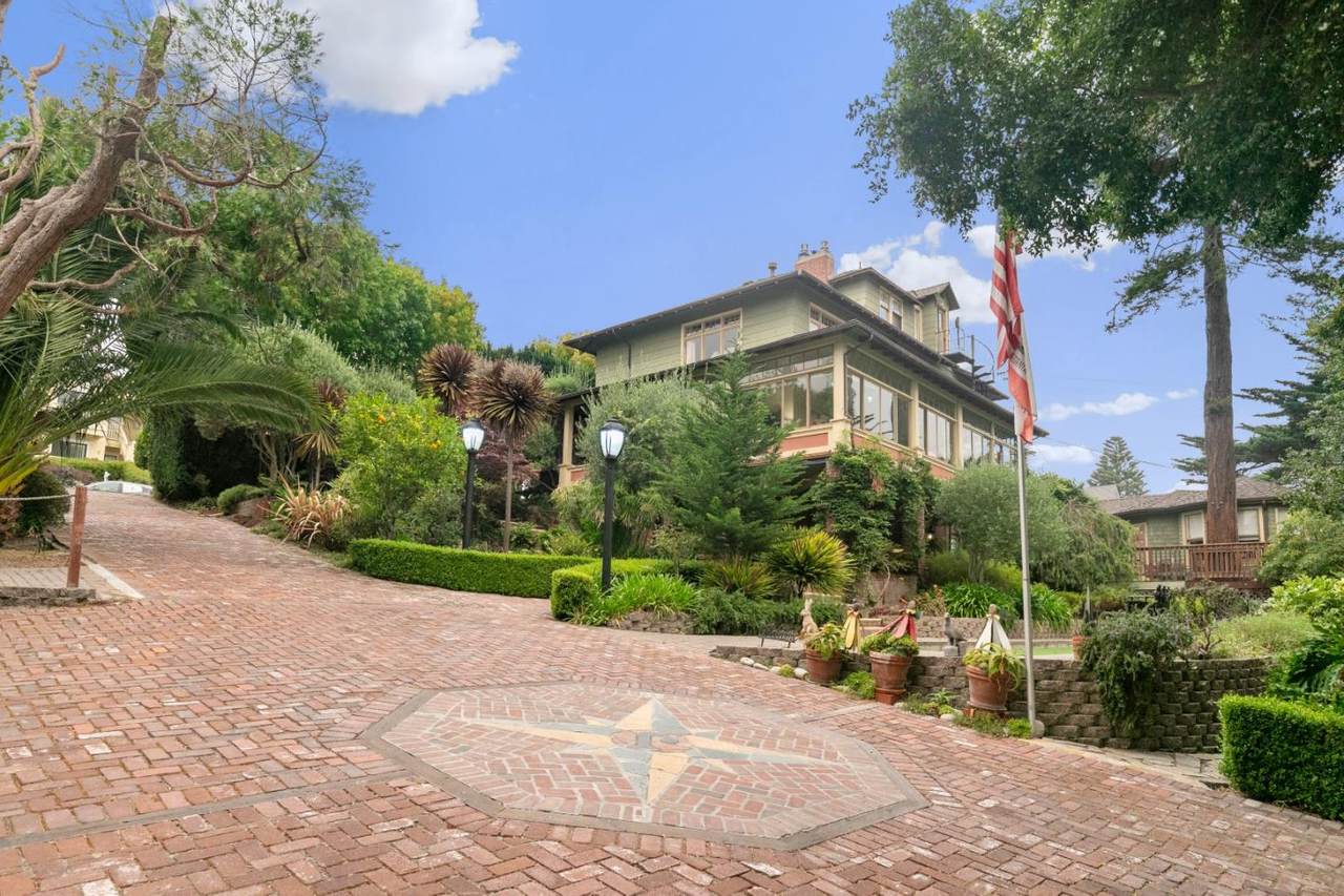 598 Laine Street - Photo 1