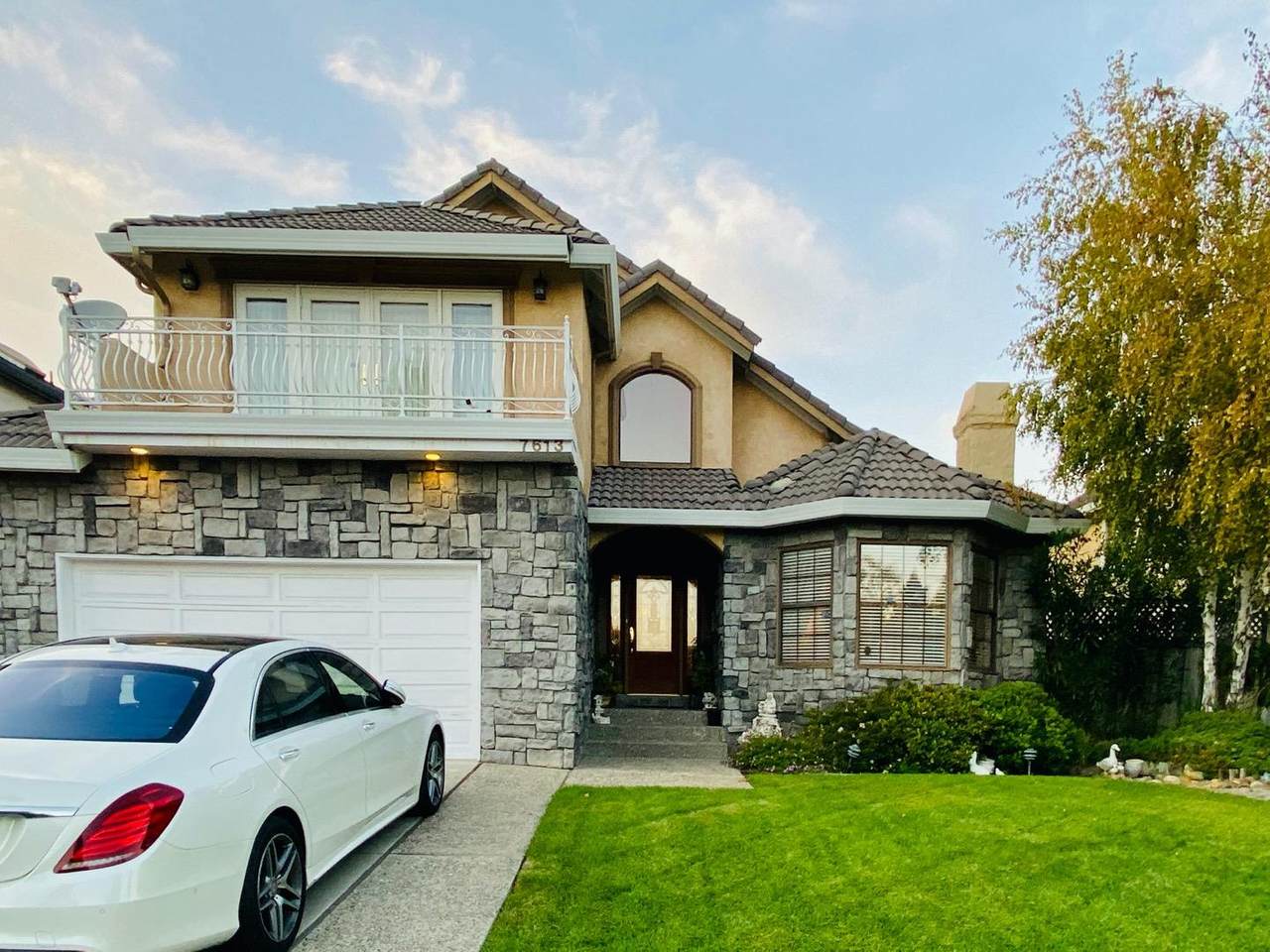 7613 Dumas Drive - Photo 1