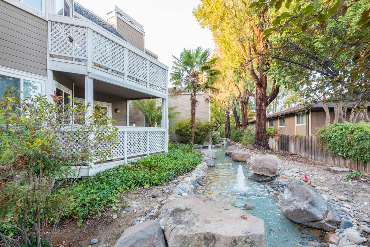 4838 Lakebird Place - Photo 1