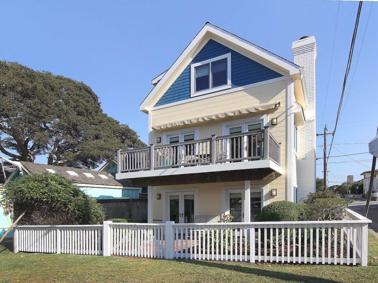 124 19th Street - Photo 1