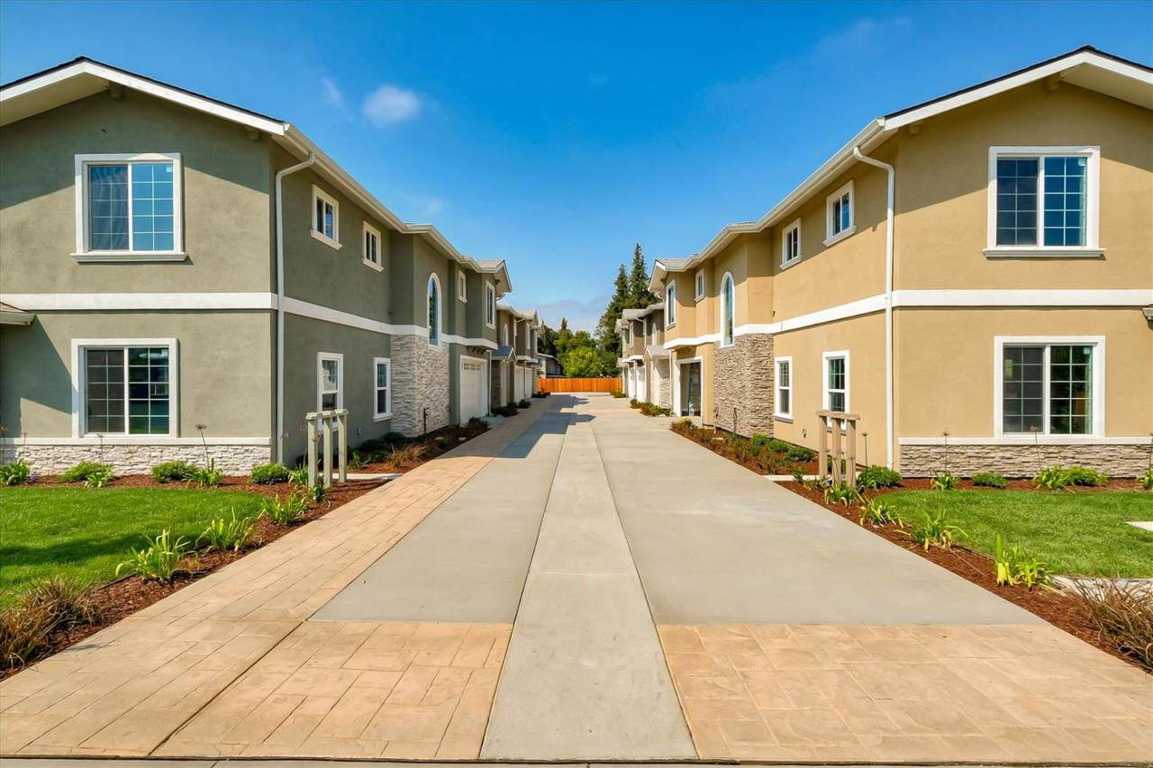 22247 6th Street - Photo 1