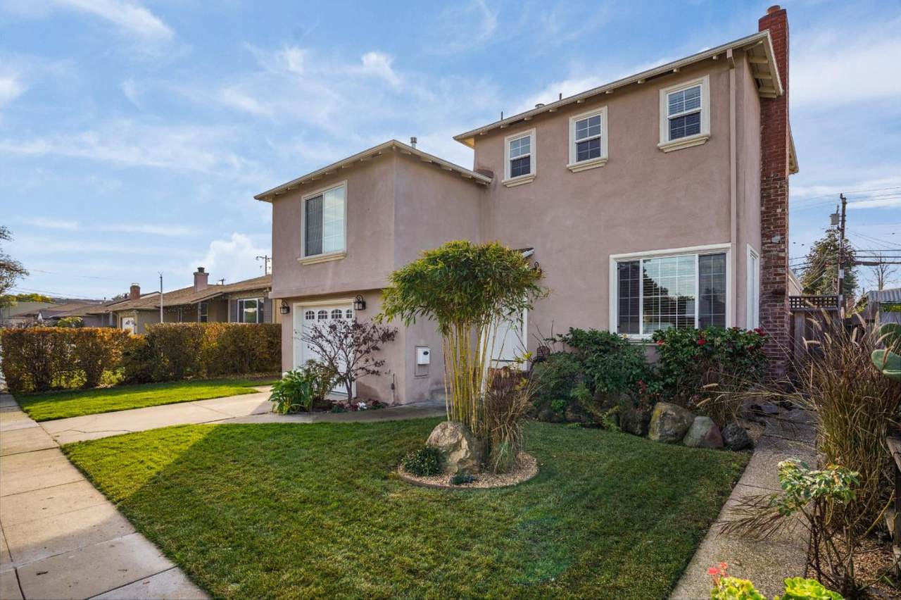 1502 Delaware Street - Photo 1