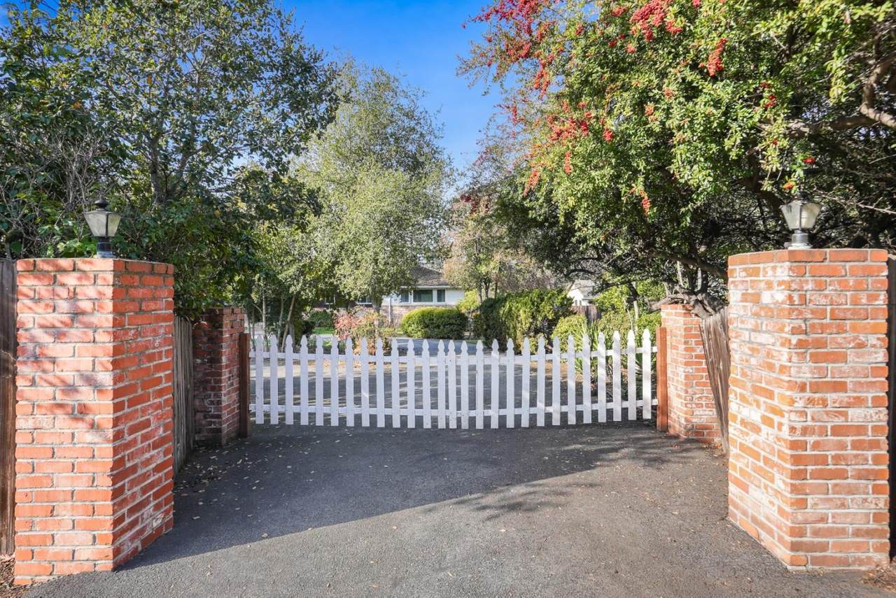 166 San Antonio Road - Photo 1