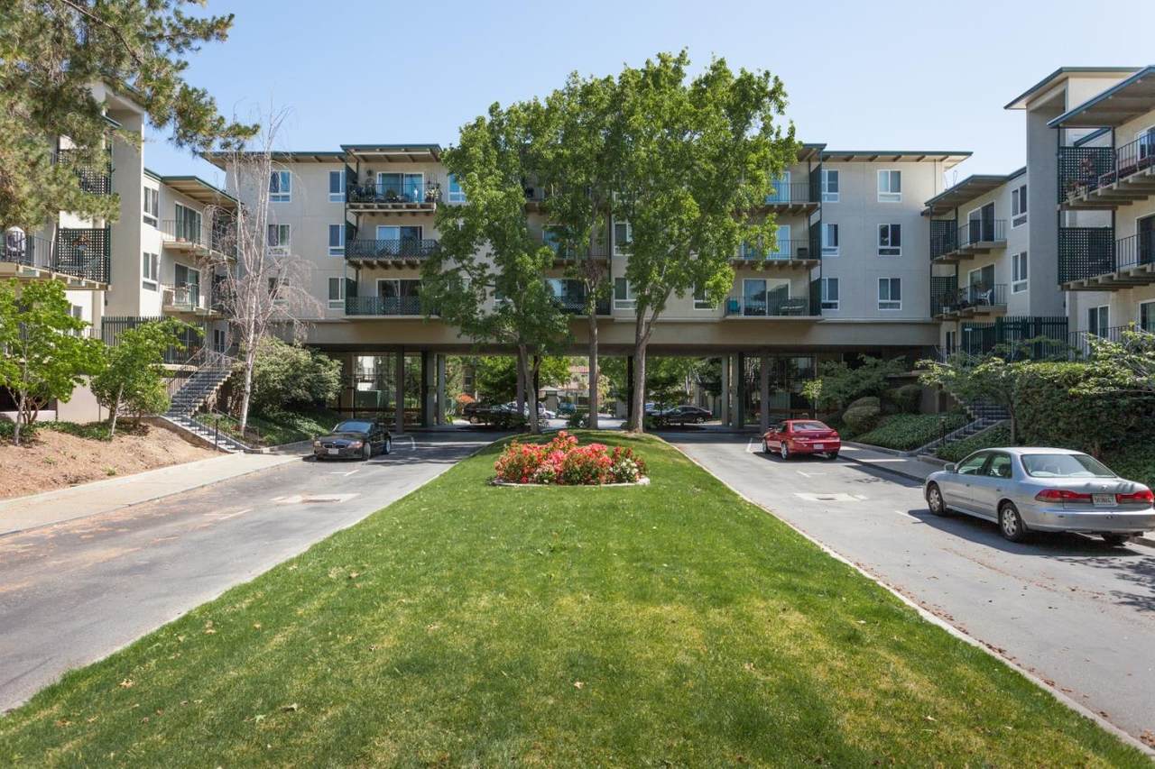815 Humboldt Street - Photo 1