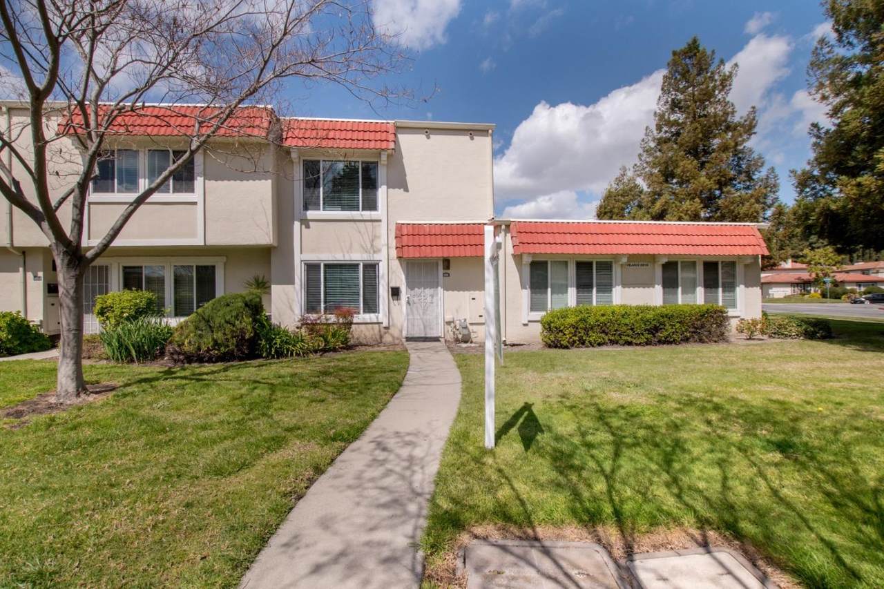 393 Velasco Drive - Photo 1