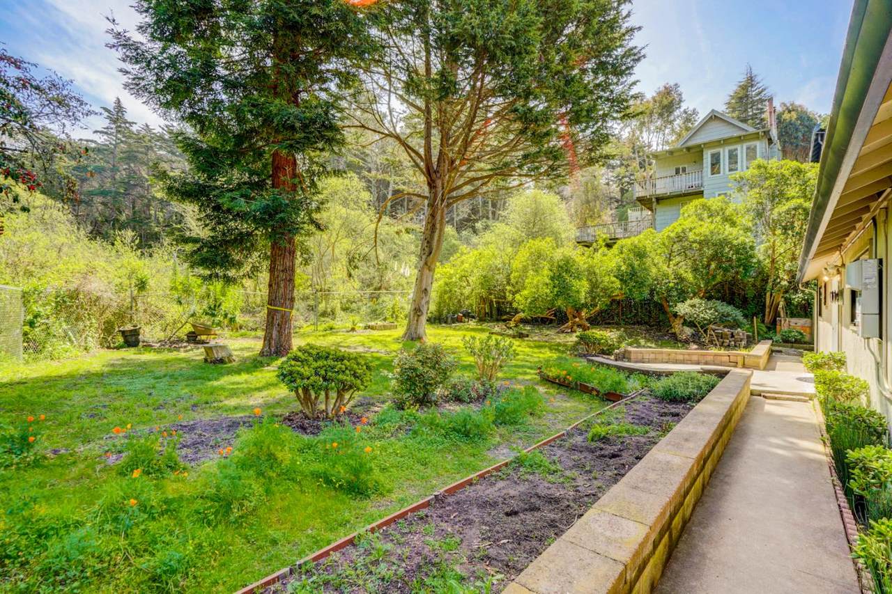 1841 Sunshine Valley Road - Photo 1