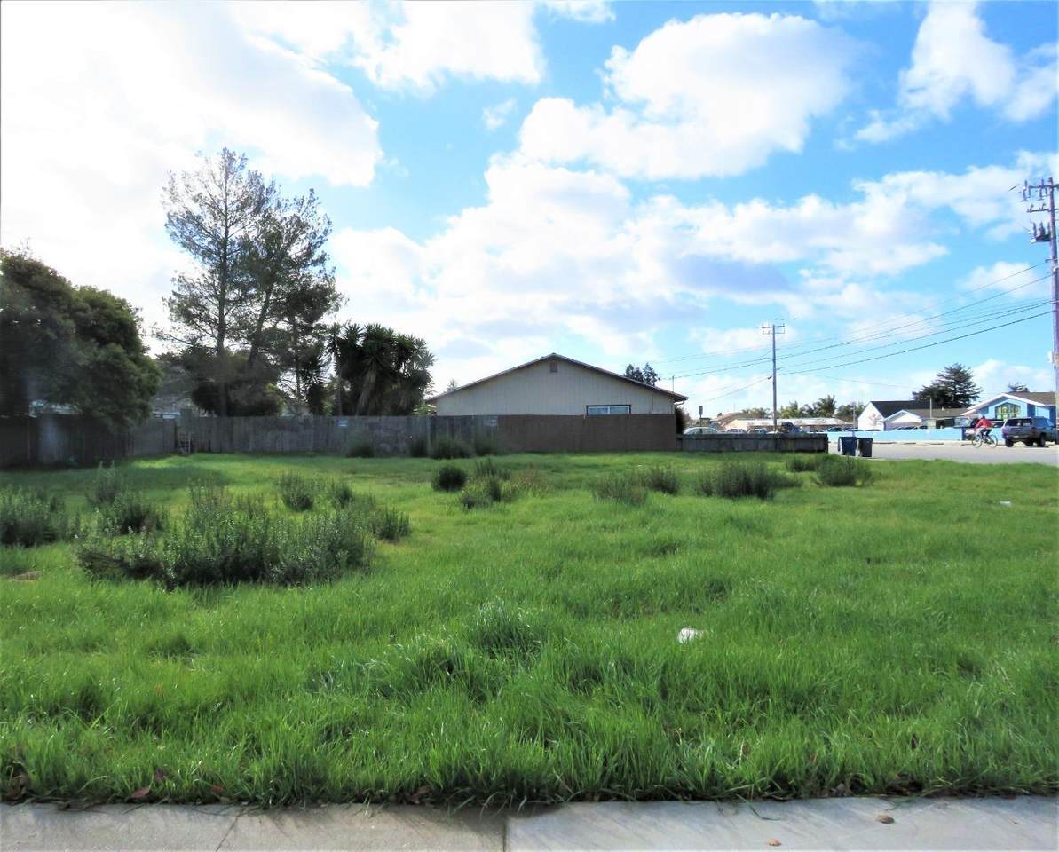 2228/2210 Capitola Road - Photo 1
