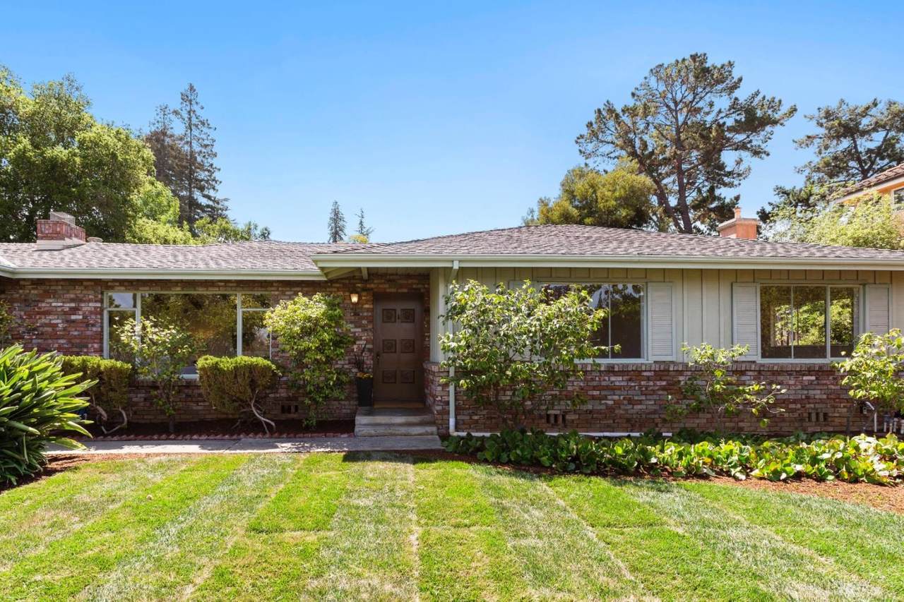 1440 Montclaire Place - Photo 1