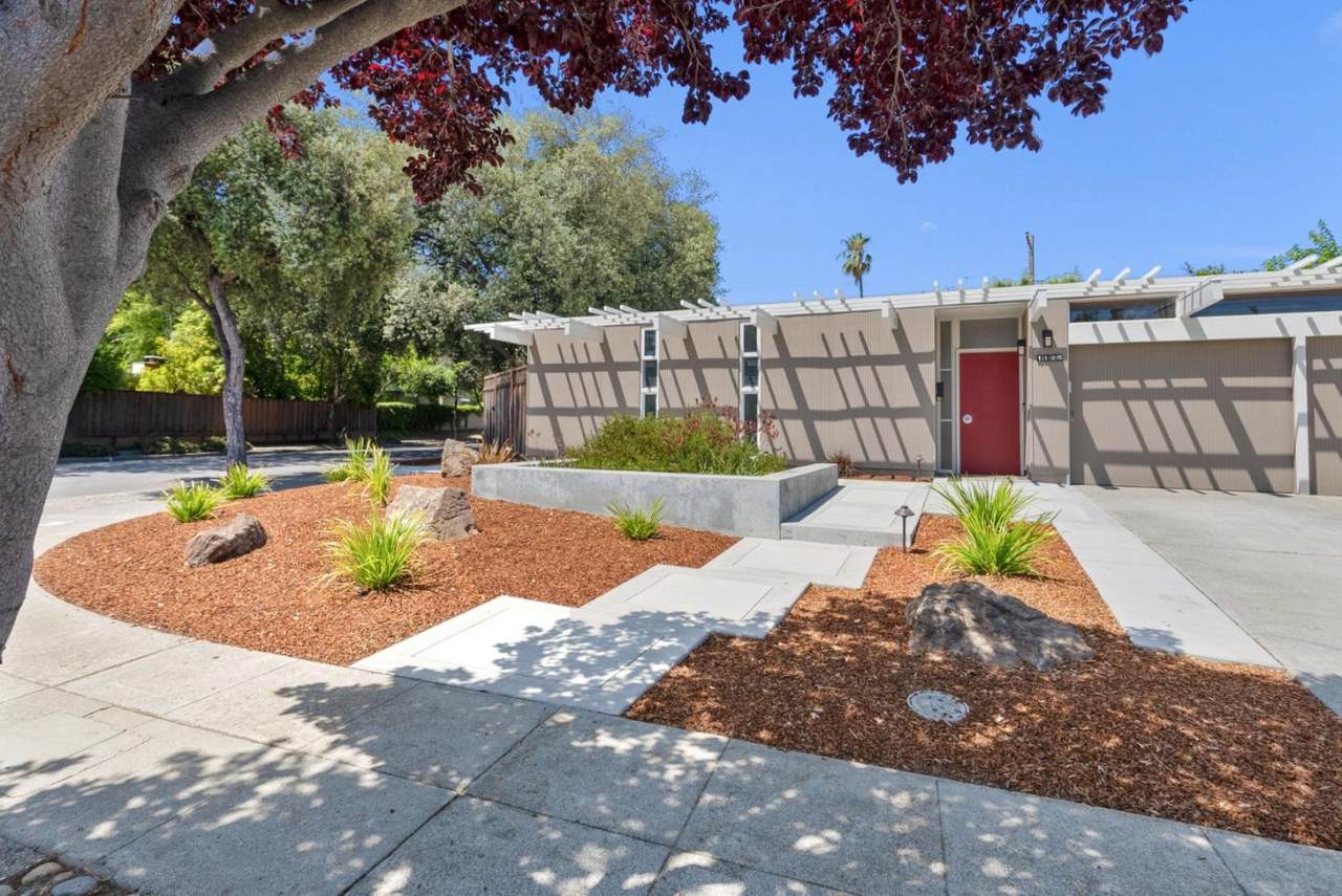 1125 Sage Court - Photo 1