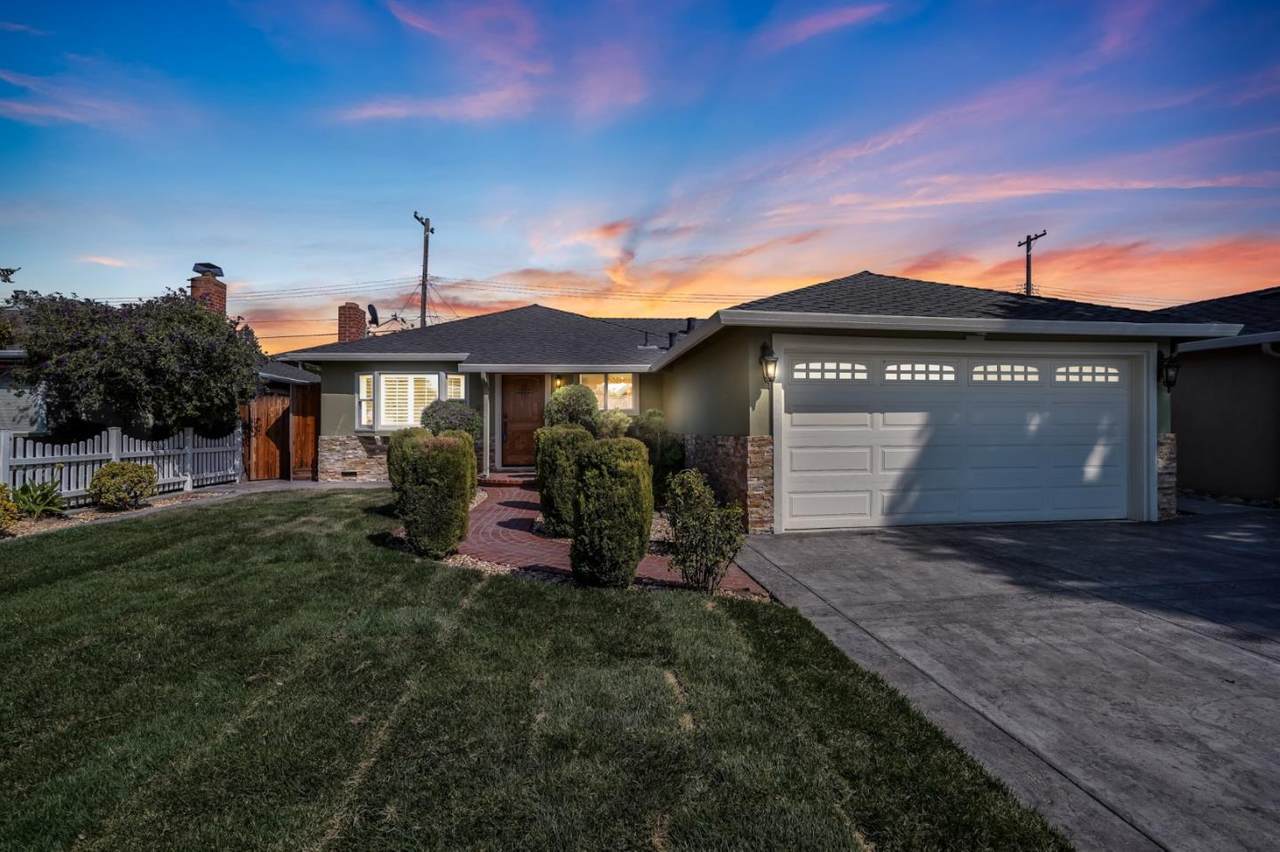 1251 Las Palmas Drive - Photo 1