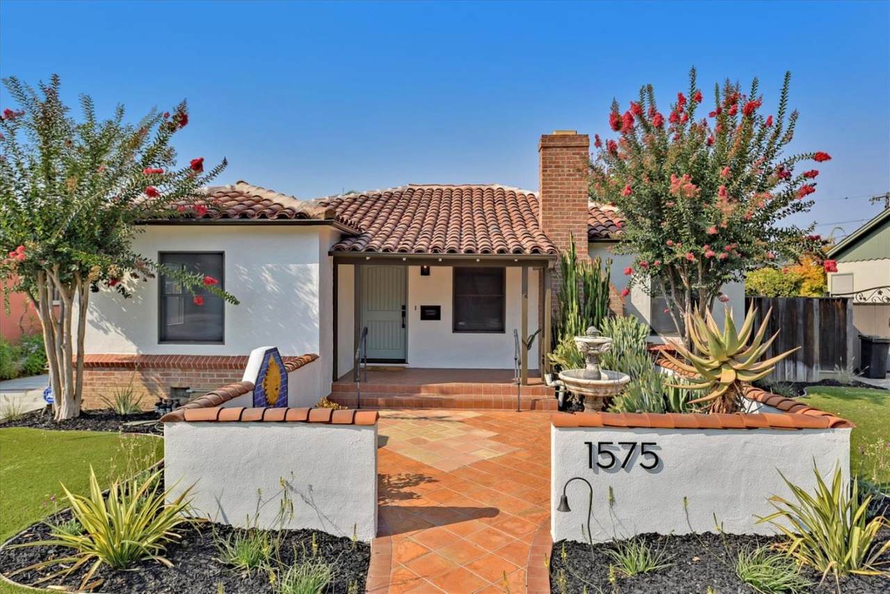 1575 Santa Maria Avenue - Photo 1
