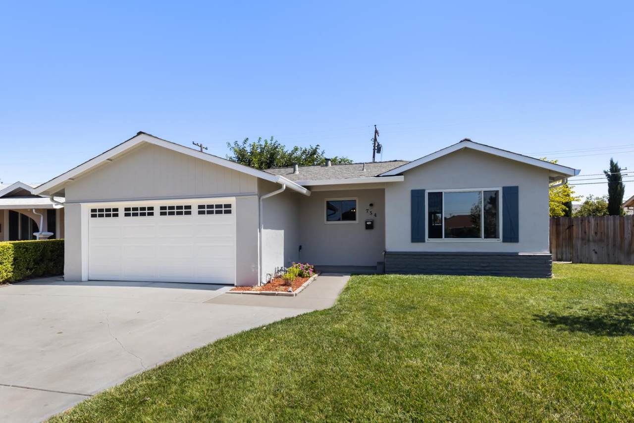 754 Orkney Avenue - Photo 1
