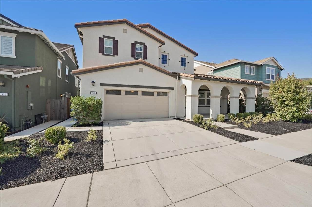 1140 Ruby Way - Photo 1
