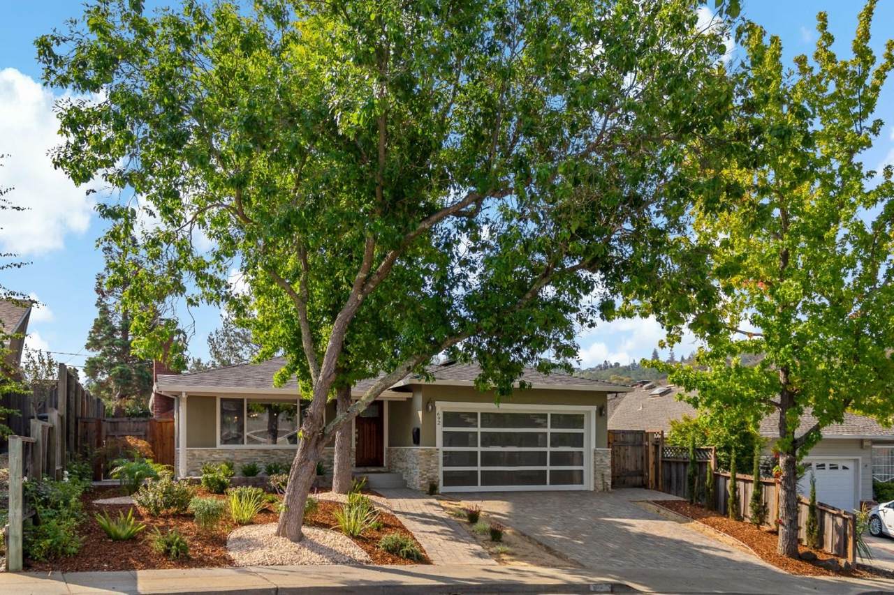 692 Barbour Drive - Photo 1
