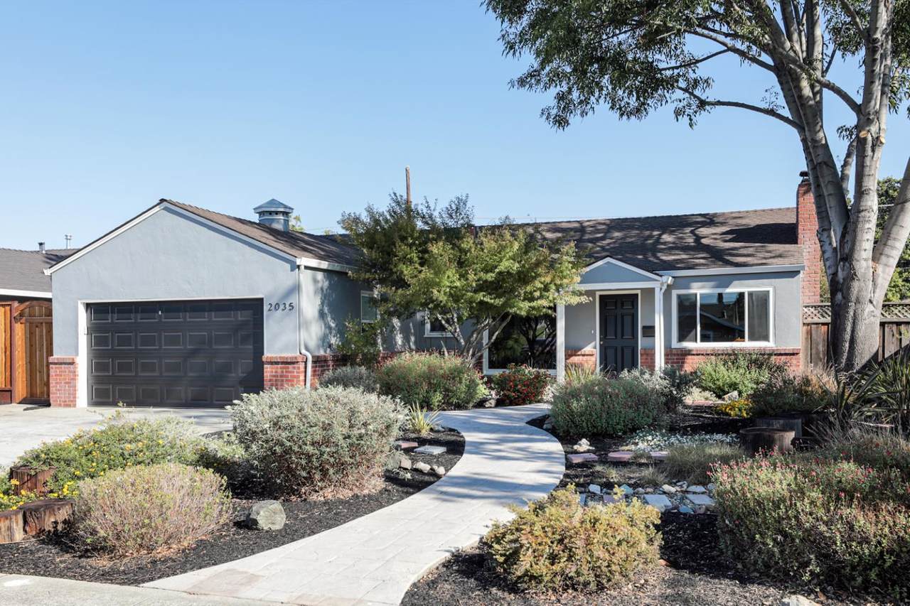 2035 Roenoke Way - Photo 1