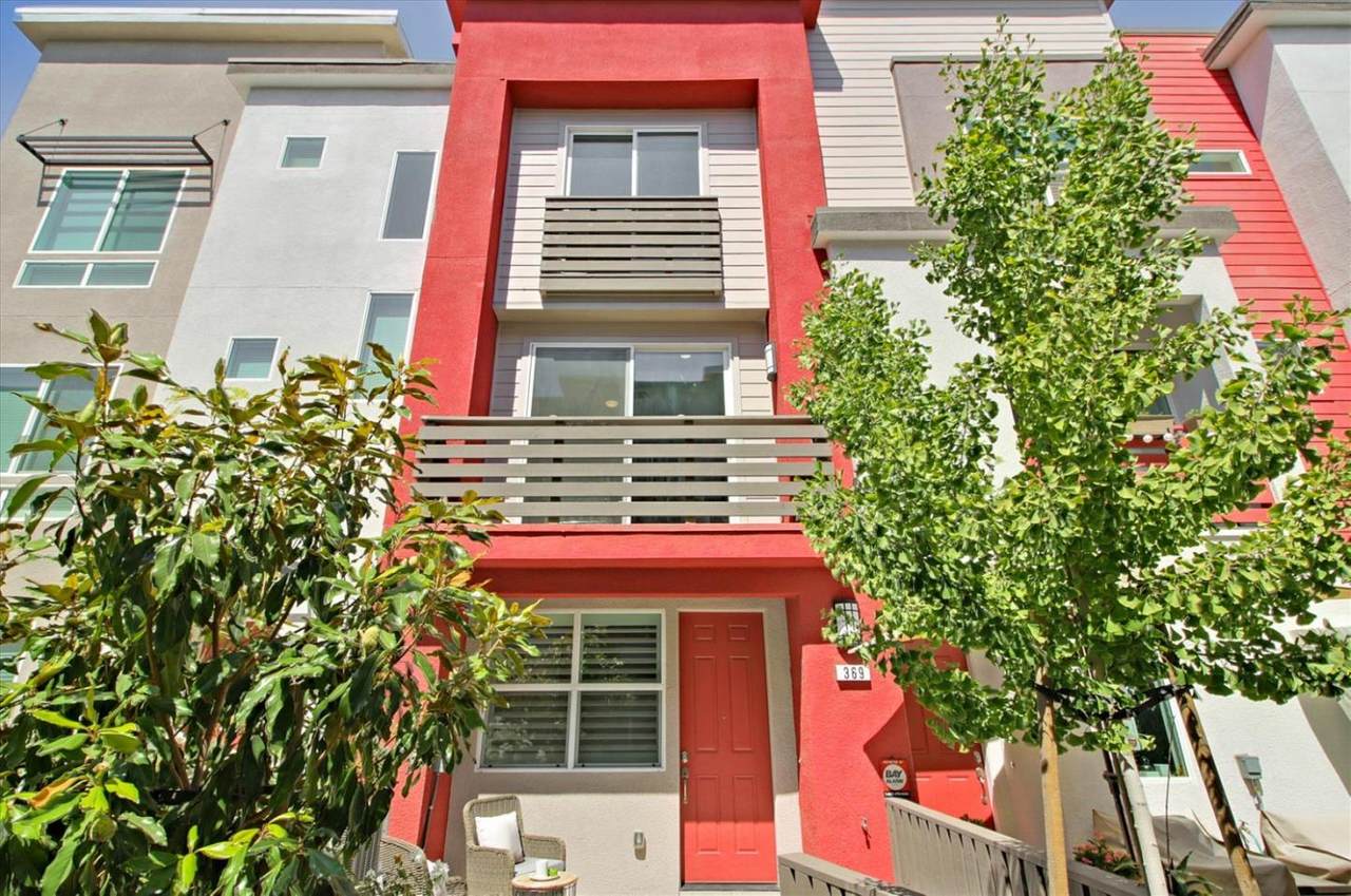 369 Reading Place - Photo 1