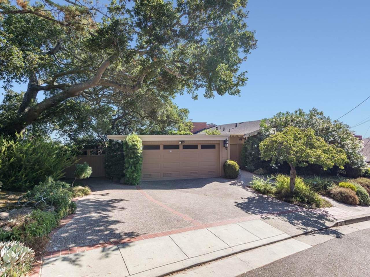 391 Portofino Drive - Photo 1