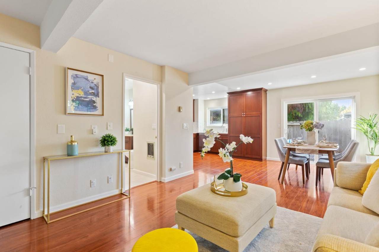 83 Devonshire Avenue - Photo 1