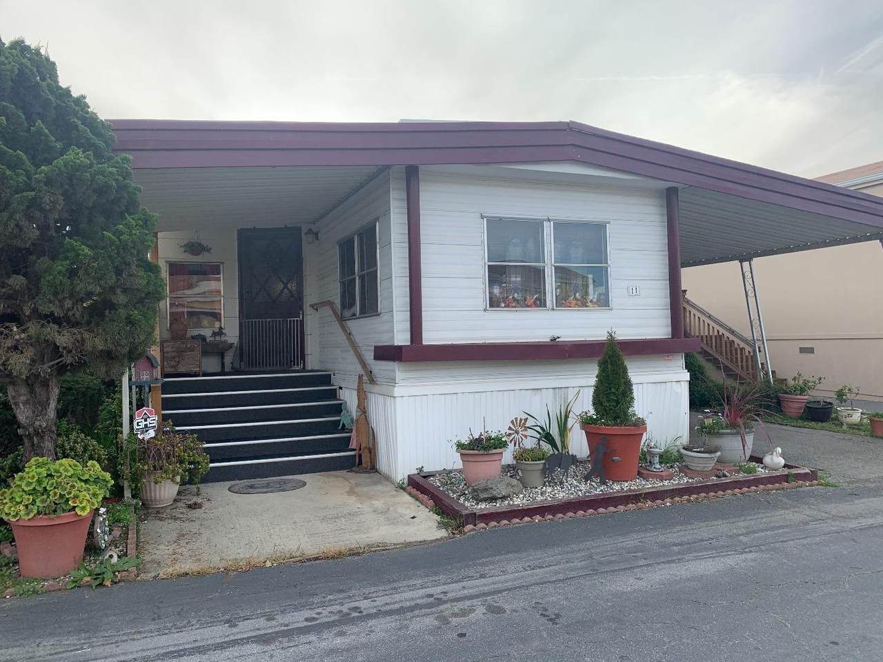 150 Kern Street - Photo 1