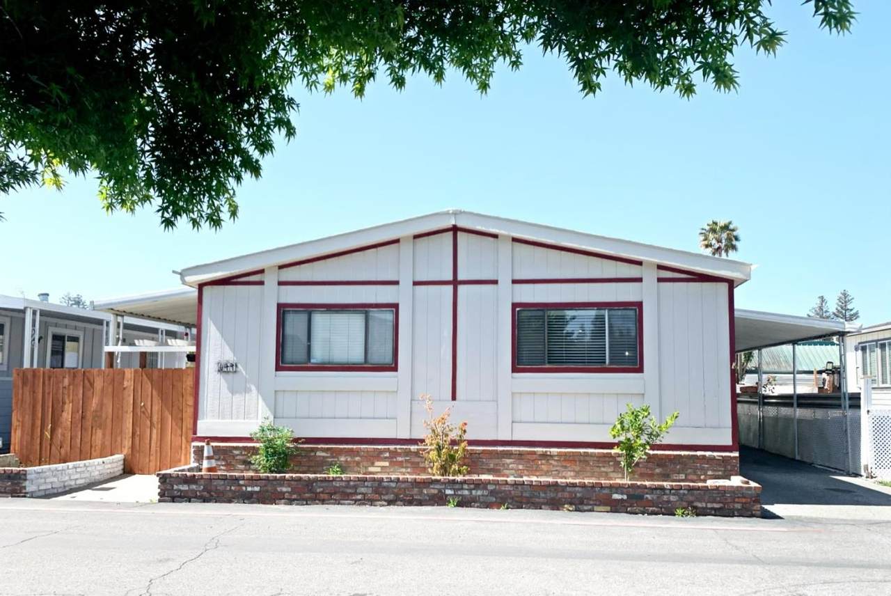 3637 Snell - Photo 1