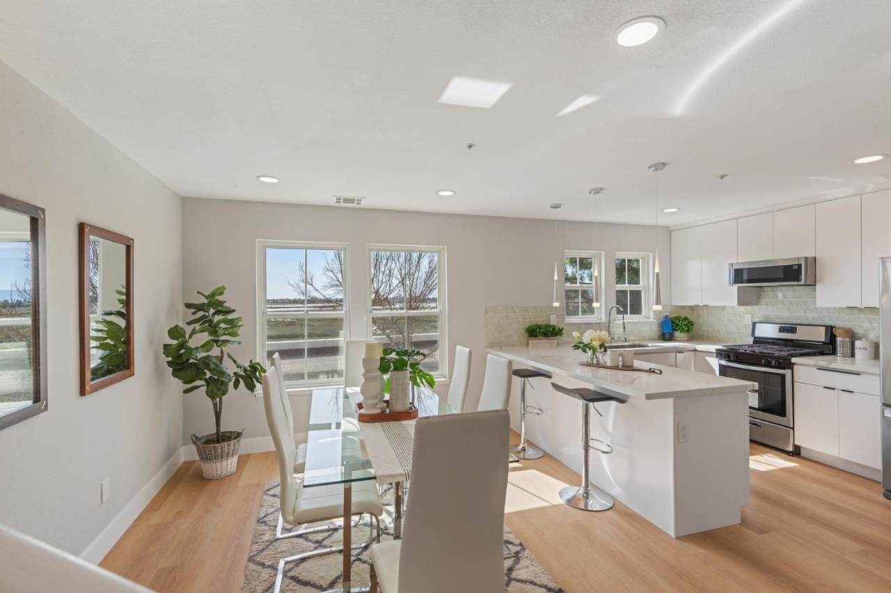 1121 Outrigger Lane - Photo 1